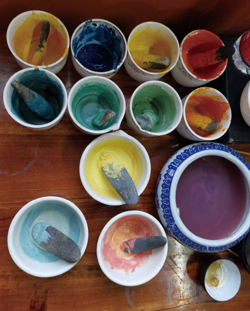 Beginner’s Mineral Pigment Set – 16 Colors for Thangka Painting